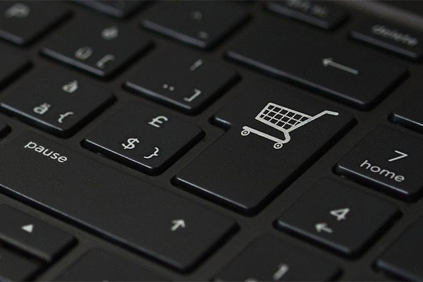 sprzedaz-w-sieci-ecommerce